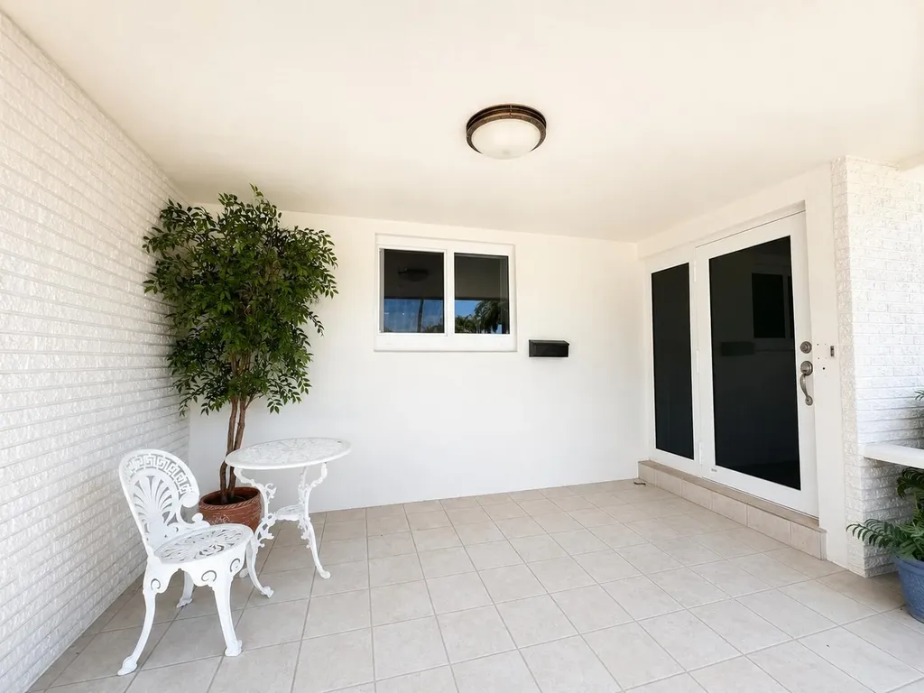 1155 Washington Street Hollywood FL 33019
