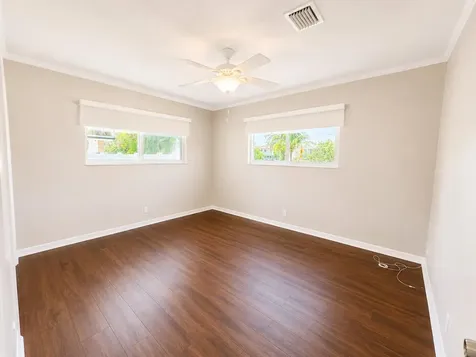 1155 Washington Street Hollywood FL 33019