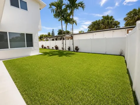 1155 Washington Street Hollywood FL 33019