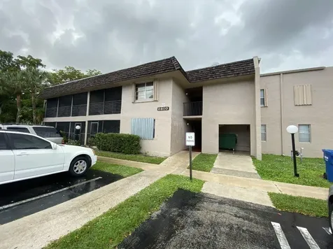 2810 Riverside Drive Coral Springs FL 33065