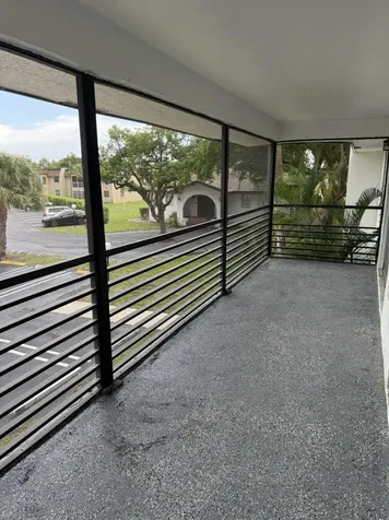 2810 Riverside Drive Coral Springs FL 33065