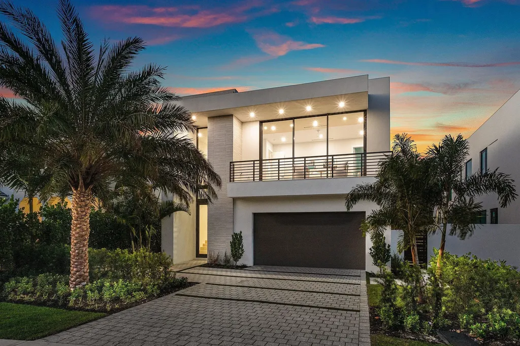 721 Lake Avenue N Delray Beach FL 33483