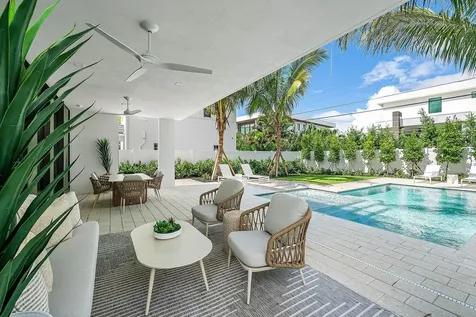 721 Lake Avenue N Delray Beach FL 33483