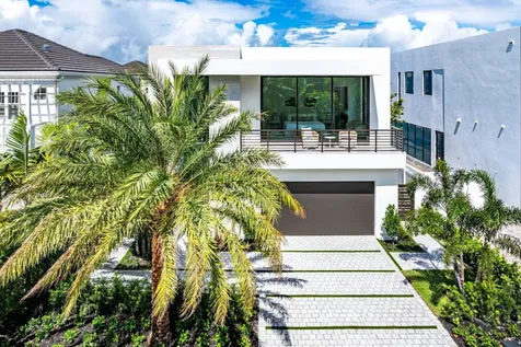 721 Lake Avenue N Delray Beach FL 33483