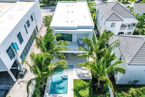 721 Lake Avenue N Delray Beach FL 33483
