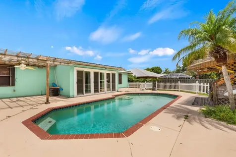 1636 NE Darlich Avenue Jensen Beach FL 34957