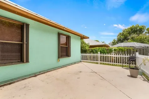 1636 NE Darlich Avenue Jensen Beach FL 34957