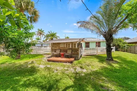 1636 NE Darlich Avenue Jensen Beach FL 34957