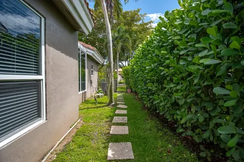 2653 NW 46th Street Boca Raton FL 33434