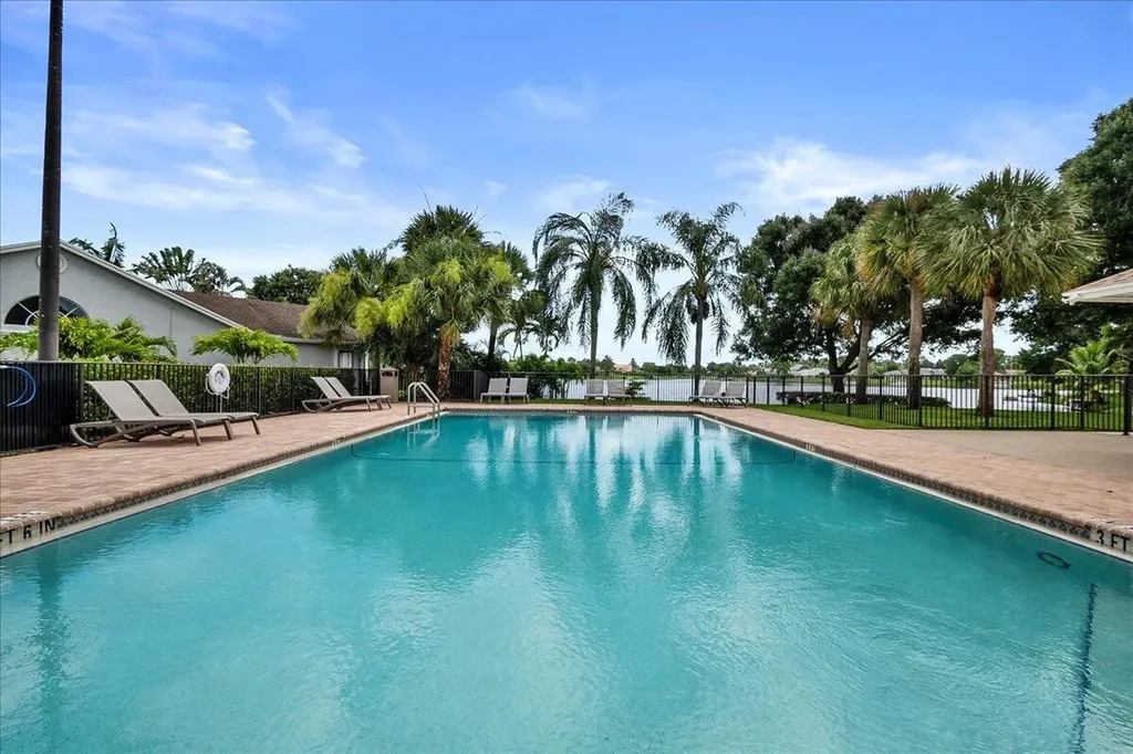 1560 Yachtman Place Wellington FL 33414