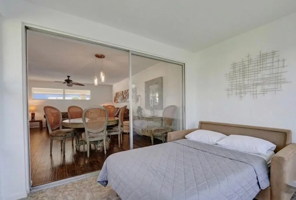 35 Colonial Club Drive Boynton Beach FL 33435