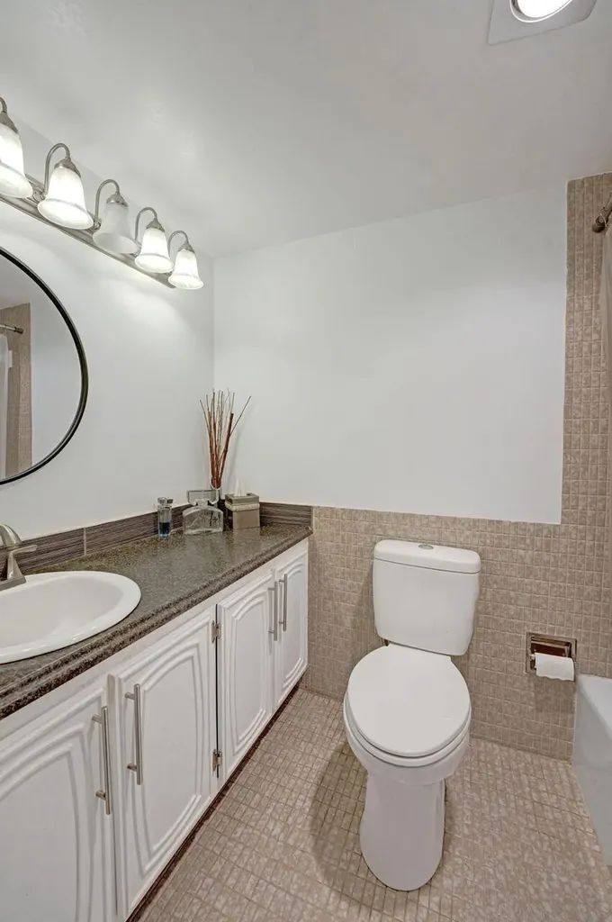 35 Colonial Club Drive Boynton Beach FL 33435
