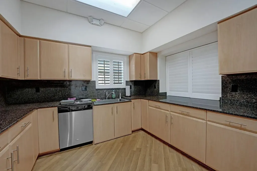 35 Colonial Club Drive Boynton Beach FL 33435