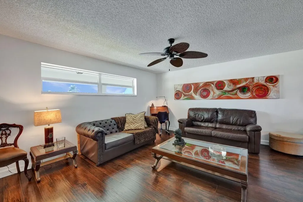 35 Colonial Club Drive Boynton Beach FL 33435