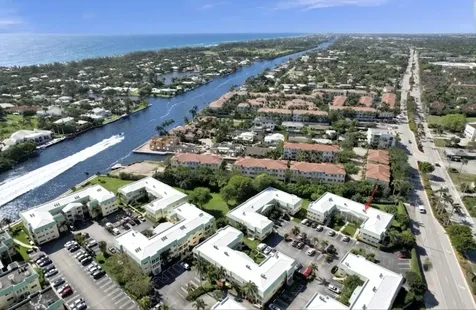 35 Colonial Club Drive Boynton Beach FL 33435