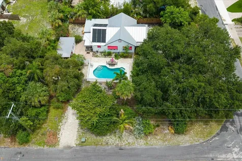 705 SE Stypmann Boulevard Stuart FL 34994