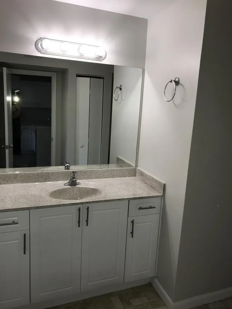 4823 Via Palm Lakes West Palm Beach FL 33417