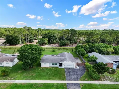 7423 Oakmont Drive Greenacres FL 33467