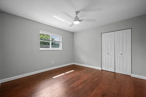 7423 Oakmont Drive Greenacres FL 33467
