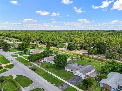 7423 Oakmont Drive Greenacres FL 33467