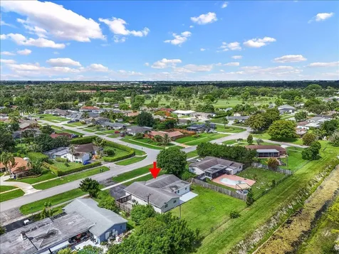 7423 Oakmont Drive Greenacres FL 33467