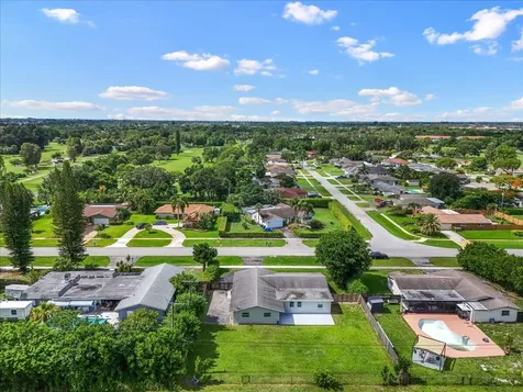 7423 Oakmont Drive Greenacres FL 33467
