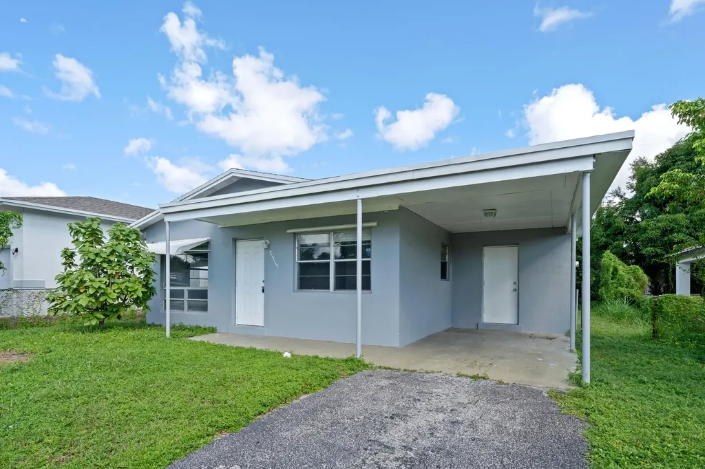 2317 NW 6th Place Fort Lauderdale FL 33311