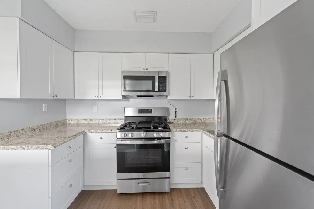 2317 NW 6th Place Fort Lauderdale FL 33311