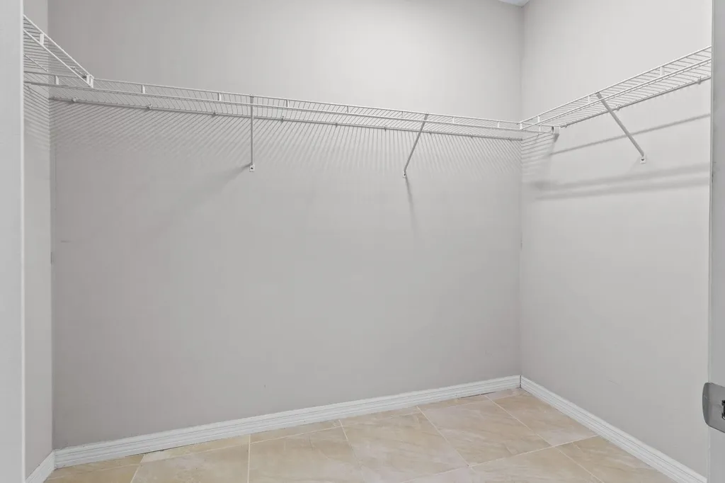5319 Falcon Trail Davie FL 33314