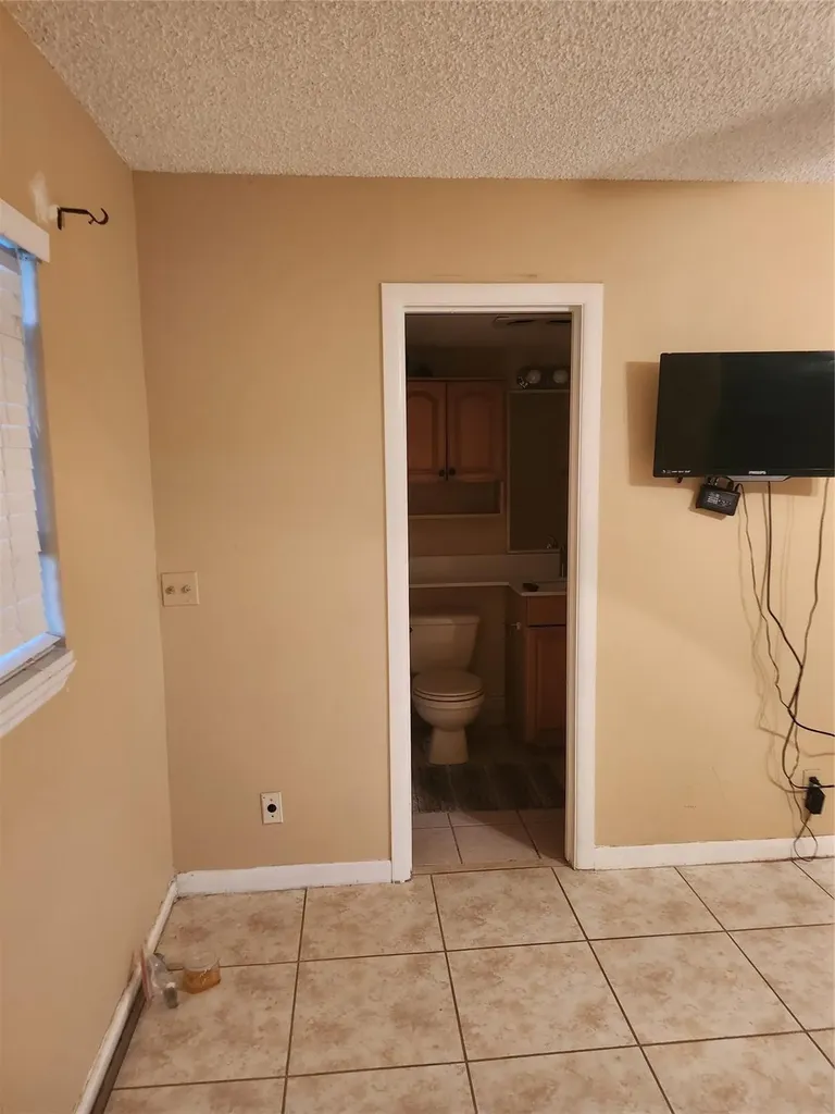 104 Westbury E Deerfield Beach FL 33442