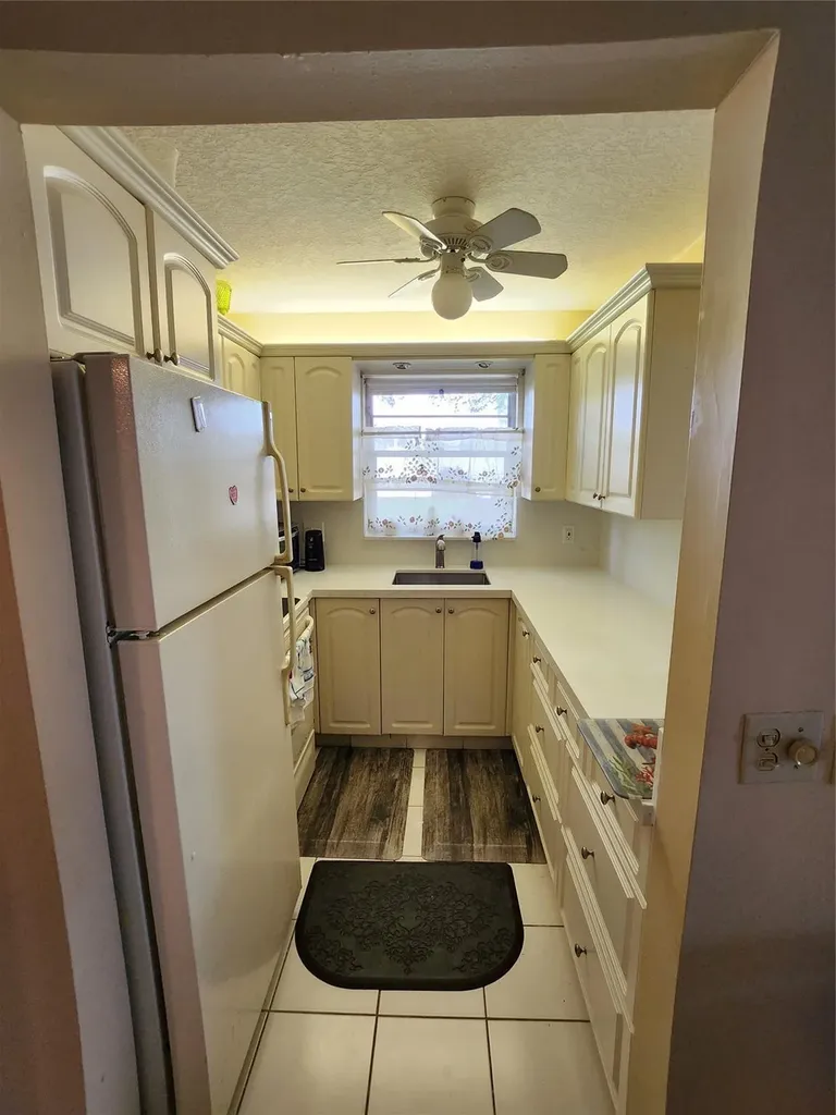 104 Westbury E Deerfield Beach FL 33442