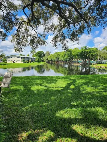 104 Westbury E Deerfield Beach FL 33442