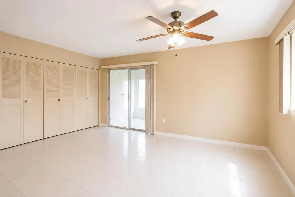 147 Monaco D Delray Beach FL 33446