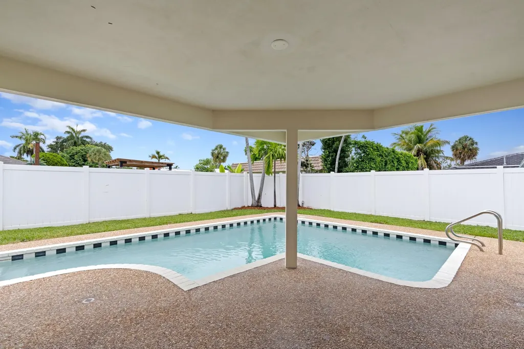 1375 SW 14th Avenue Boca Raton FL 33486