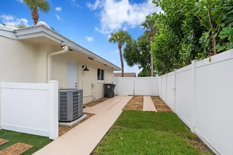 1375 SW 14th Avenue Boca Raton FL 33486