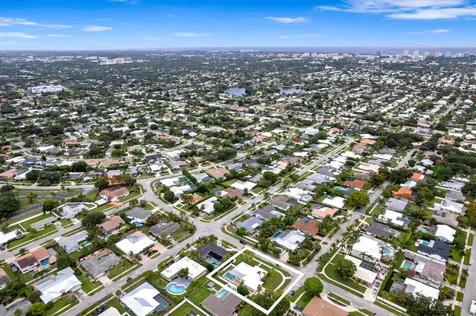 1375 SW 14th Avenue Boca Raton FL 33486