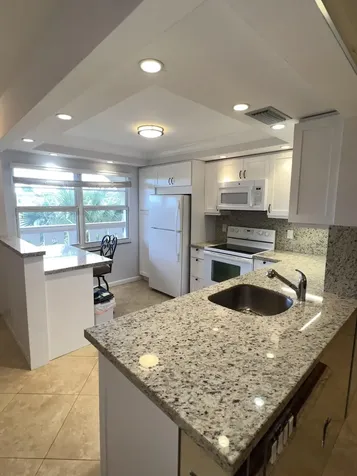 2202 Lucaya Bend Coconut Creek FL 33066