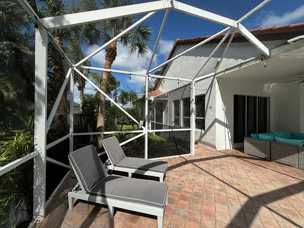 1920 S Club Drive Wellington FL 33414
