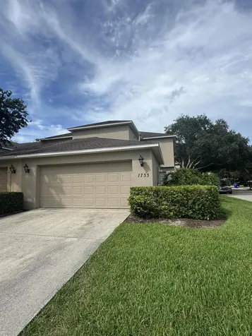 1733 Pointe West Way Vero Beach FL 32966
