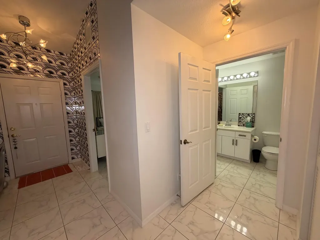 5182 Toscana Trail Boynton Beach FL 33437
