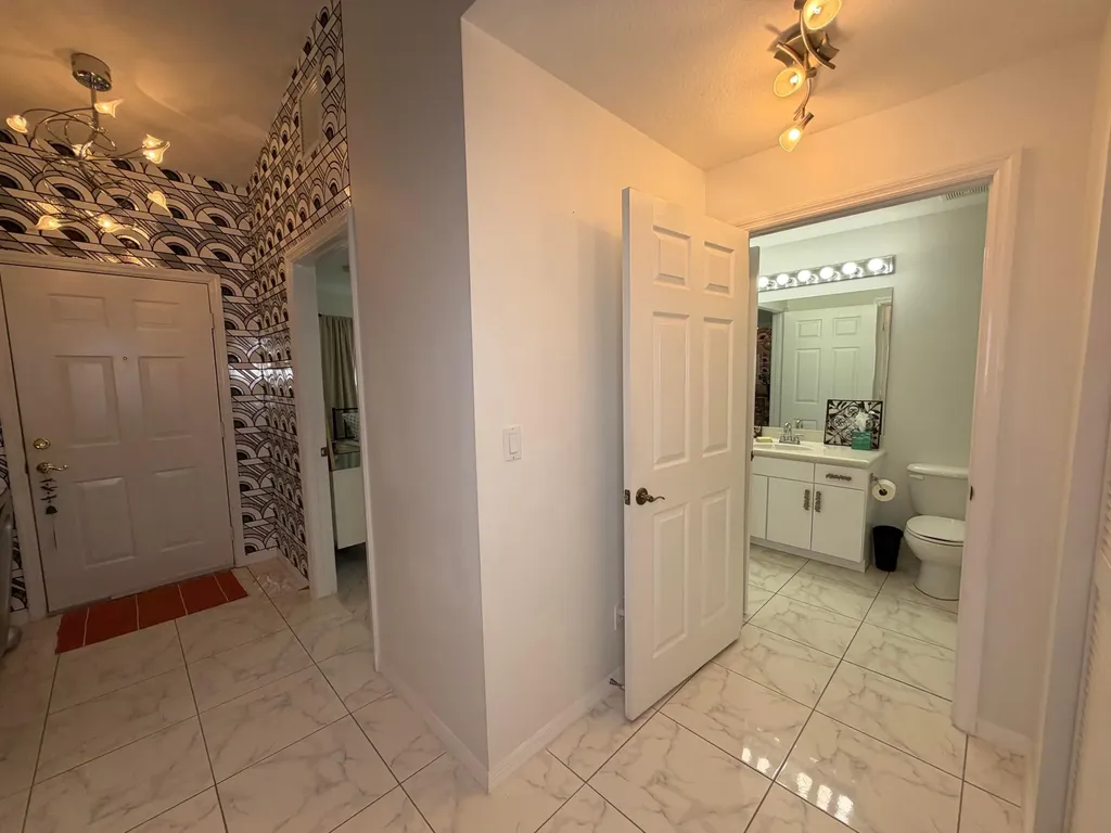 5182 Toscana Trail Boynton Beach FL 33437