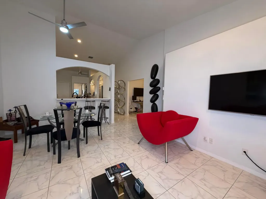 5182 Toscana Trail Boynton Beach FL 33437