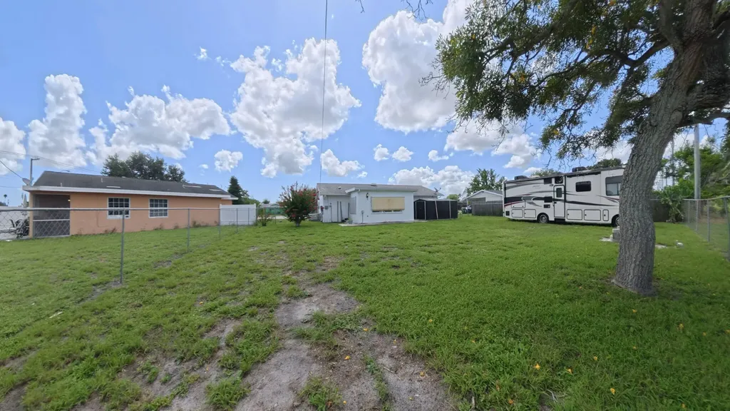 372 NW Airoso Boulevard Port St Lucie FL 34983