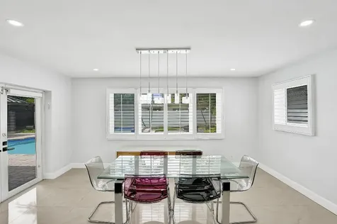 4900 N 36th Street Hollywood FL 33021