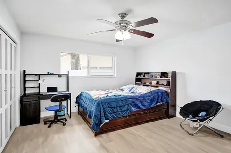4900 N 36th Street Hollywood FL 33021