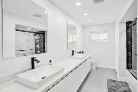 4900 N 36th Street Hollywood FL 33021