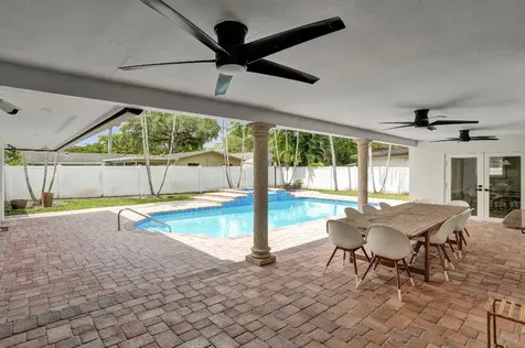 4900 N 36th Street Hollywood FL 33021