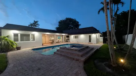 4900 N 36th Street Hollywood FL 33021