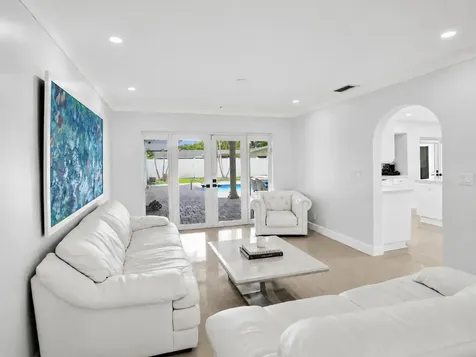 4900 N 36th Street Hollywood FL 33021