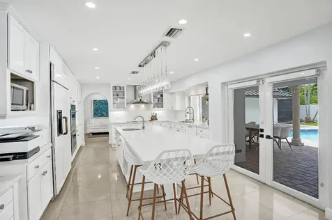 4900 N 36th Street Hollywood FL 33021